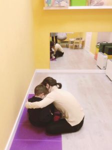autismo_y_terapia_De_yoga_Reflexologíapodal_rosadelbarco.com